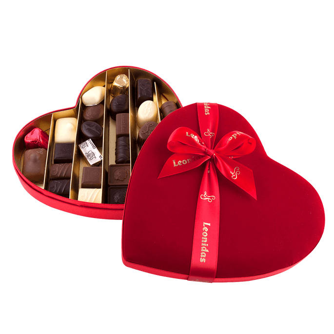 Leonidas Velvet Heart Box Medium - Your selection of chocolates - leonidasbrighton.co.uk - BYOB