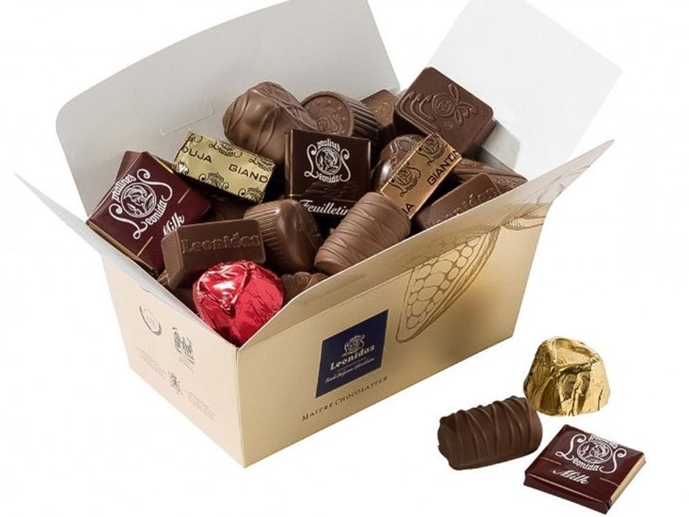 MILK Chocolates Ballotin Box by weight - leonidasbrighton.co.uk - Leonidas Brighton