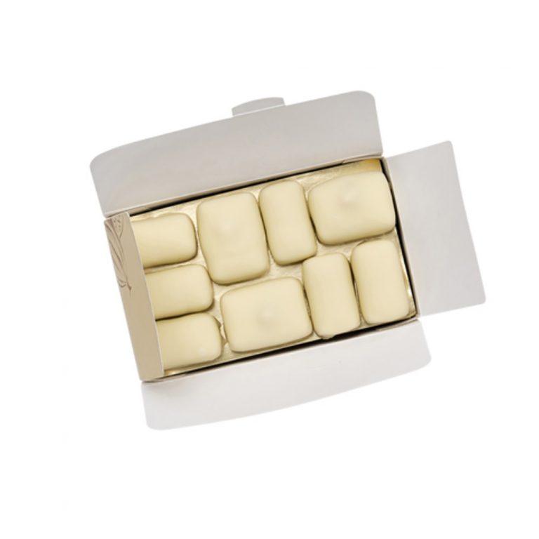 
                  
                    White Chocolates Ballotin Box - 15 Chocolates - leonidasbrighton.co.uk - Leonidas Brighton
                  
                