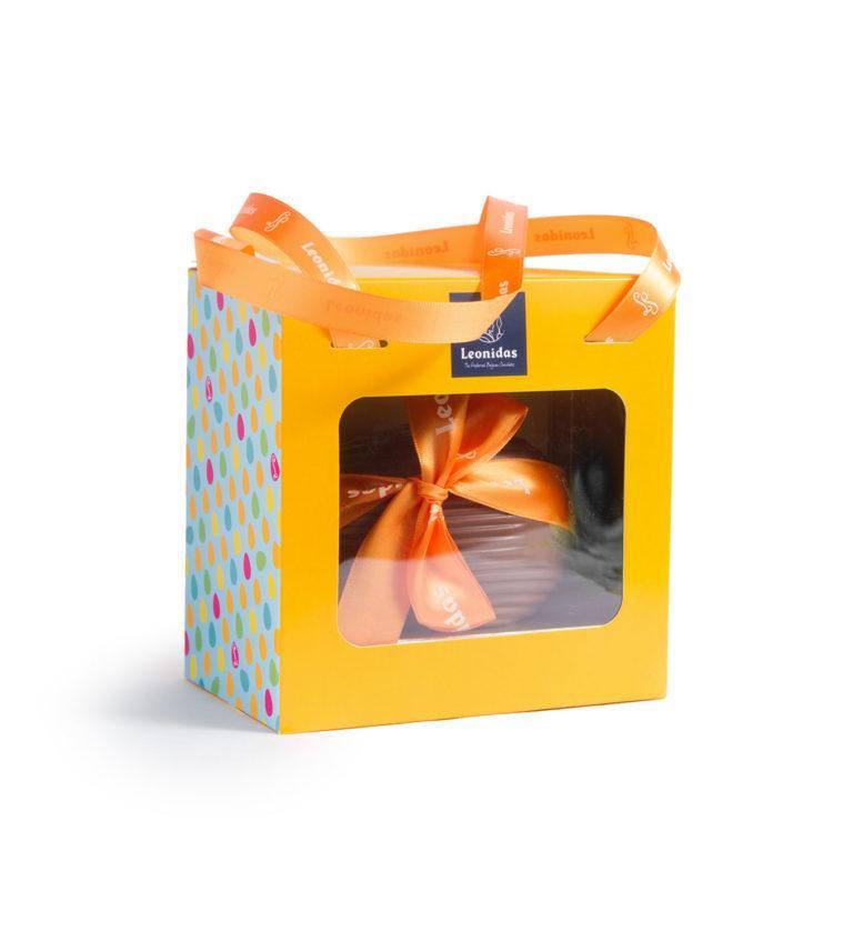 
                  
                    Size 3 - Chocolate Egg in Gift Box with Mini Eggs - www.chocolateorders.com
                  
                