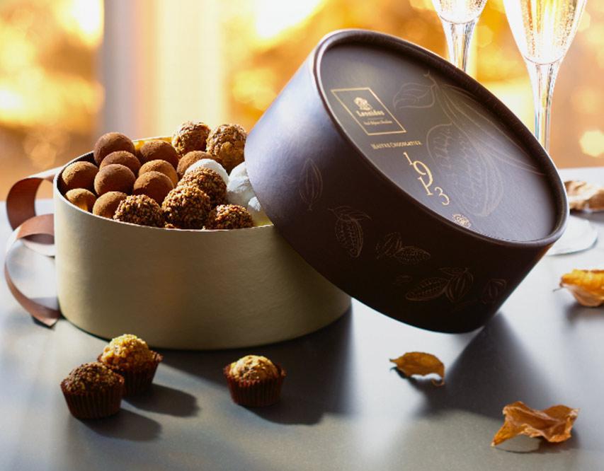 Alcohol Free Leonidas Truffle Round Box - leonidasbrighton.co.uk - Leonidas Brighton