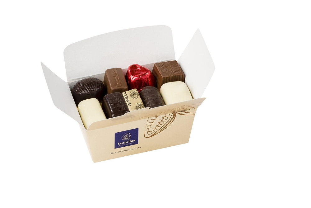 
                  
                    Leonidas Belgian Chocolates, 250g (Small) Ballotin, Fresh Milk/ White/ Dark Chocolates, Luxury Assorted Gift Box - leonidasbrighton.co.uk - Leonidas Brighton
                  
                