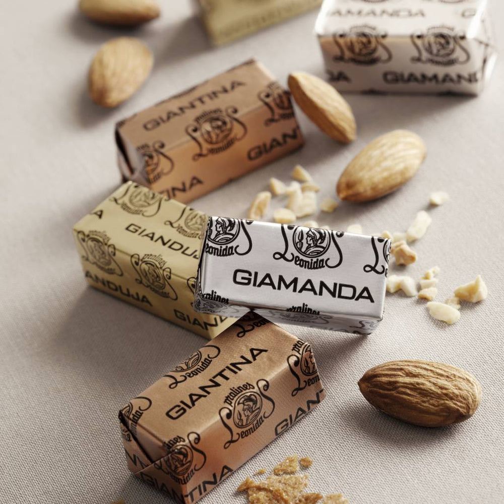 
                      
                        Leonidas GIANDUJA - GIAMANDA - GIANTINA -GIANOUGA Ballotin Box by weight - leonidasbrighton.co.uk - Leonidas Brighton
                      
                    